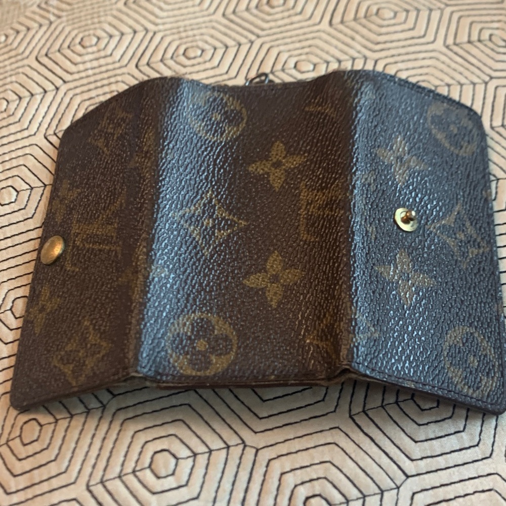 Louis Vuitton  Key Case Multiple 4 Monogram Canvas Brown PVC Men’s Scratches - Picture 4 of 9